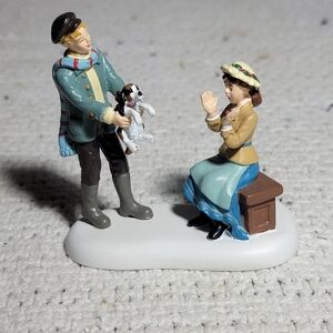 Department 56 A Puppy Fit For A Queen